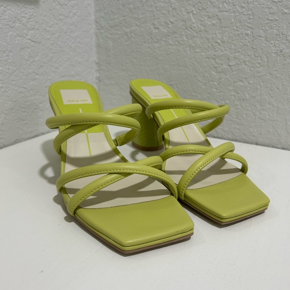 Never worn dolce vita neon heel - Picture 3 of 3